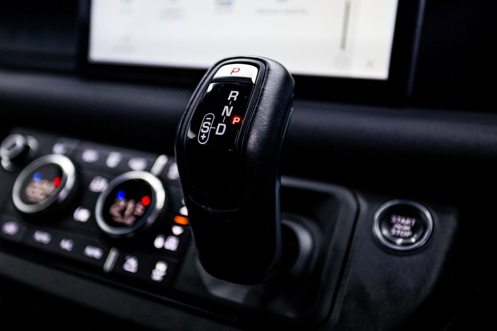 Used Land Rover Defender 2022 for sale - 77672731: Photo 48