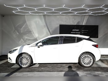 Used Vauxhall Astra 2016 for sale - 76642691: Photo