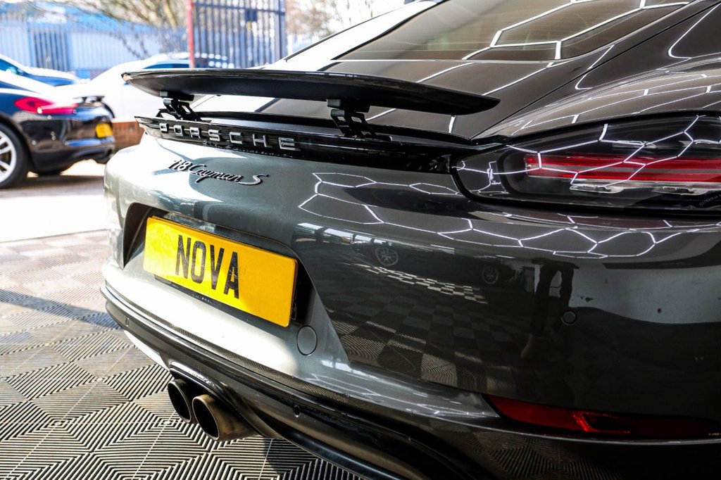 Used Porsche 718 Cayman 2017 for sale - 77765046: Photo 13