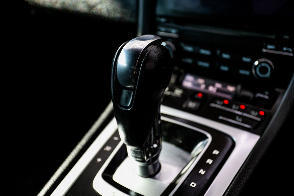 Used Porsche 718 Cayman 2017 for sale - 77765046: Photo 47