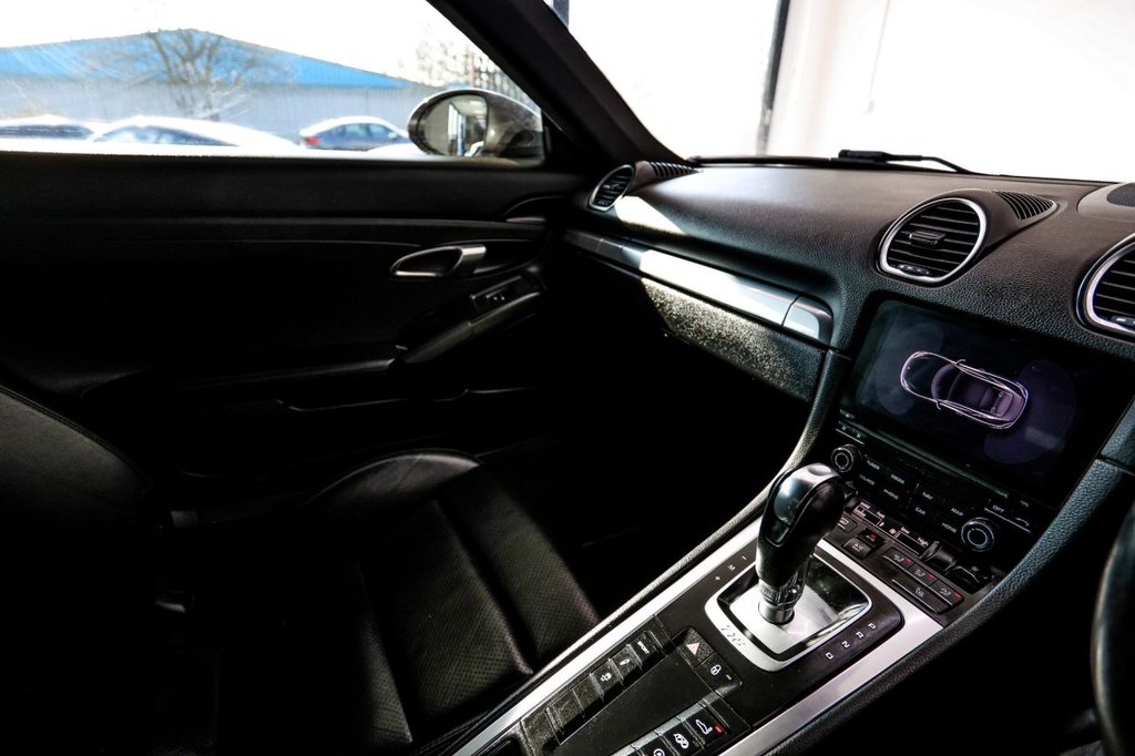 Used Porsche 718 Cayman 2017 for sale - 77765046: Photo 49