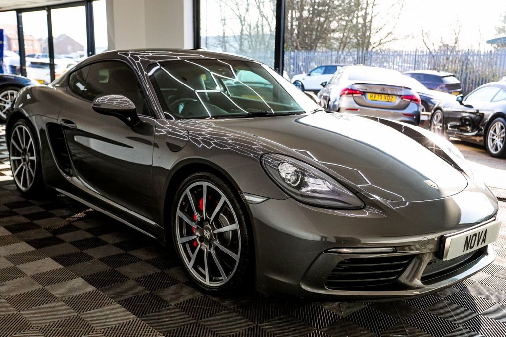 Used Porsche 718 Cayman 2017 for sale - 77765046: Photo 9