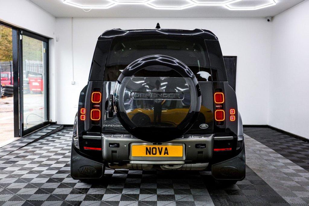 Used Land Rover Defender 2023 for sale - 77991243: Photo 11