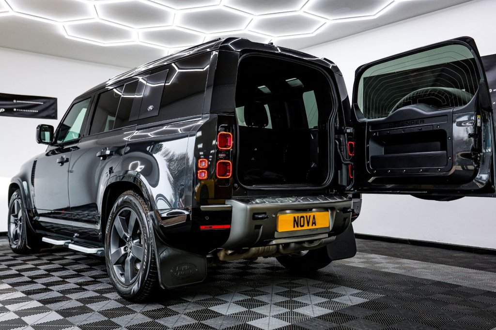 Used Land Rover Defender 2023 for sale - 77991243: Photo 13