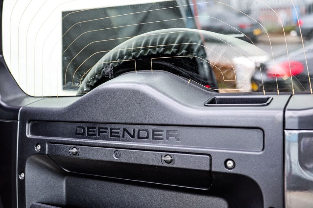 Used Land Rover Defender 2023 for sale - 77991243: Photo 16