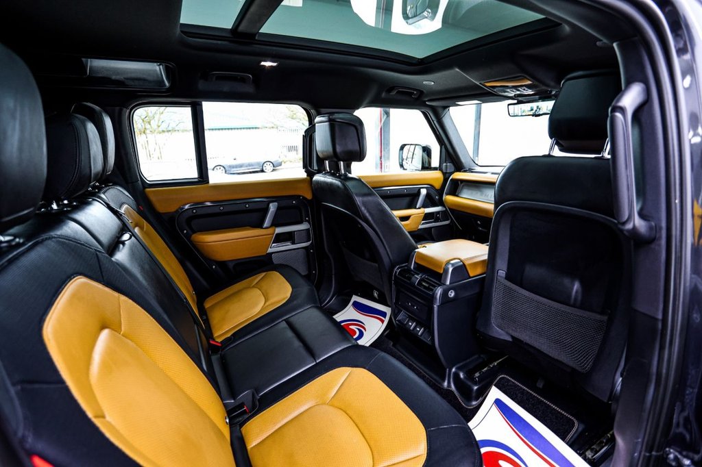 Used Land Rover Defender 2023 for sale - 77991243: Photo 30