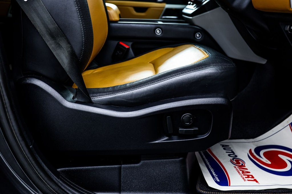 Used Land Rover Defender 2023 for sale - 77991243: Photo 32