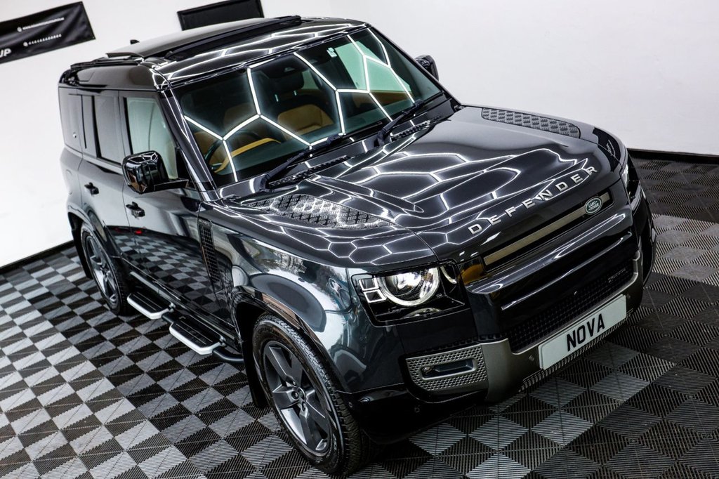 Used Land Rover Defender 2023 for sale - 77991243: Photo 4