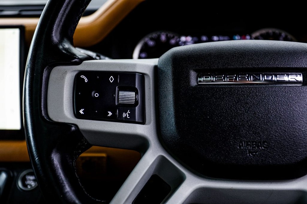 Used Land Rover Defender 2023 for sale - 77991243: Photo 40