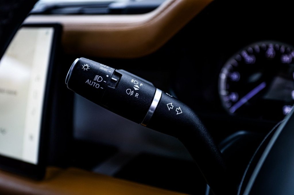 Used Land Rover Defender 2023 for sale - 77991243: Photo 42