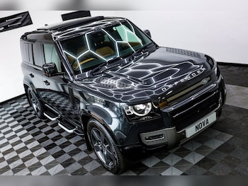Used Land Rover Defender 2023 for sale - 77991243: Photo