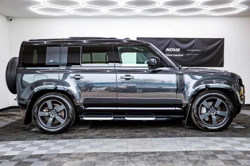 Used Land Rover Defender 2023 for sale - 77991243: Photo 5