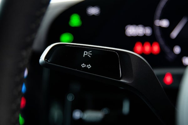 Used Porsche Taycan 2021 for sale - 75515383: Photo 34