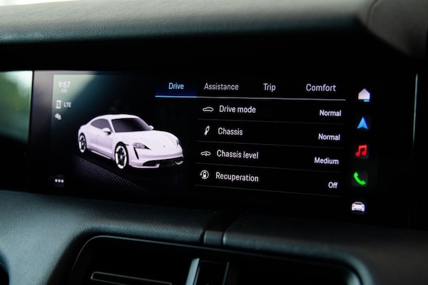 Used Porsche Taycan 2021 for sale - 75515383: Photo 41