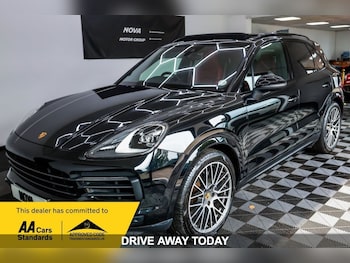 Used Porsche Cayenne 2022 for sale - 79394518: Photo