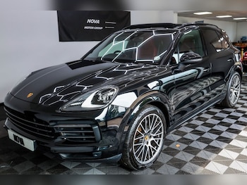 Used Porsche Cayenne 2022 for sale - 79394518: Photo