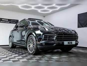 Used Porsche Cayenne 2022 for sale - 79394518: Photo
