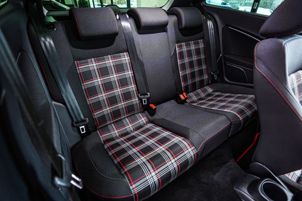 Used Volkswagen Polo 2016 for sale - 77059681: Photo 27