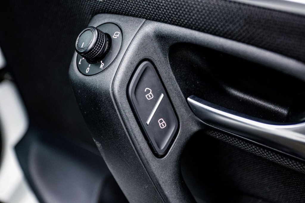 Used Volkswagen Polo 2016 for sale - 77059681: Photo 30