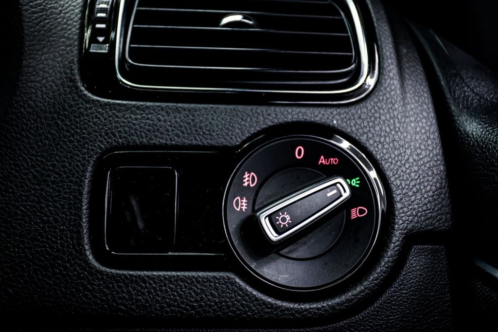 Used Volkswagen Polo 2016 for sale - 77059681: Photo 39