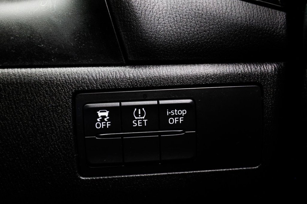 Used Mazda Mazda3 2016 for sale - 76356573: Photo 40