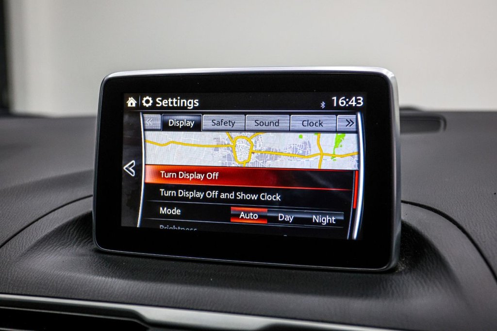 Used Mazda Mazda3 2016 for sale - 76356573: Photo 45