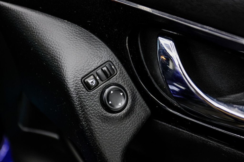 Used Nissan Qashqai 2015 for sale - 77026776: Photo 31