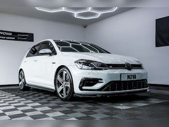 Used Volkswagen Golf 2019 for sale - 79562781: Photo