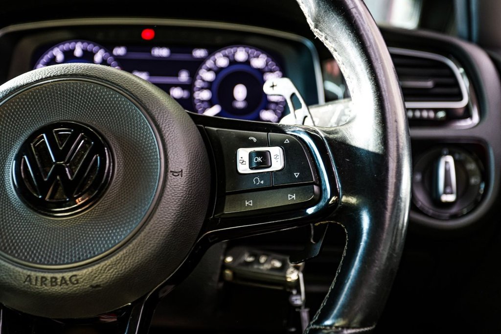 Used Volkswagen Golf 2017 for sale - 77165920: Photo 35