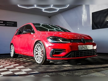 Used Volkswagen Golf 2017 for sale - 77165920: Photo