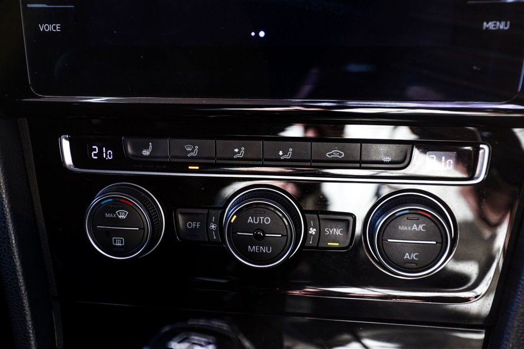 Used Volkswagen Golf 2017 for sale - 77165920: Photo 44