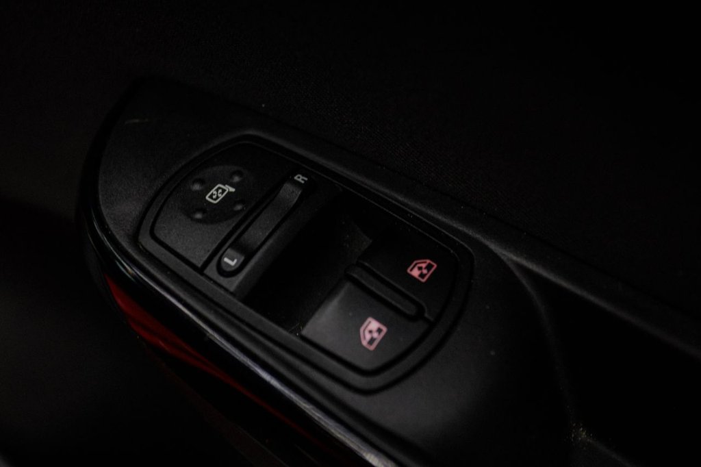 Used Vauxhall Corsa 2017 for sale - 76768385: Photo 29