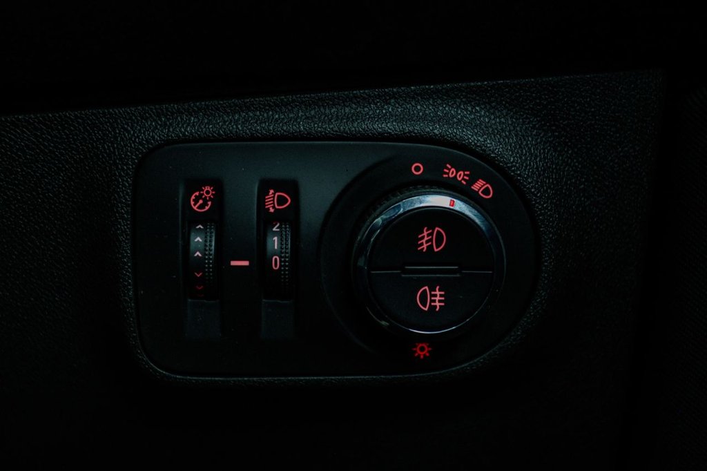 Used Vauxhall Corsa 2017 for sale - 76768385: Photo 38