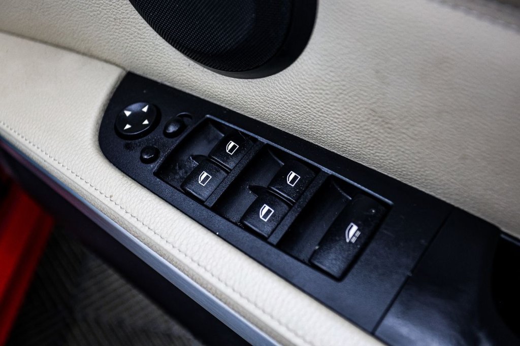 Used BMW 3 Series 2011 for sale - 77064822: Photo 31