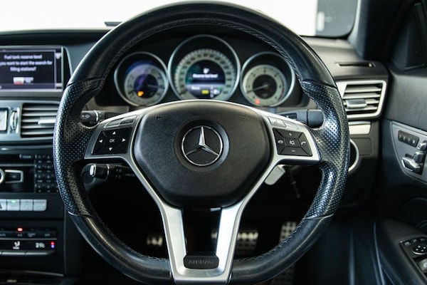 Used Mercedes-Benz E Class 2014 for sale - 75799090: Photo 29