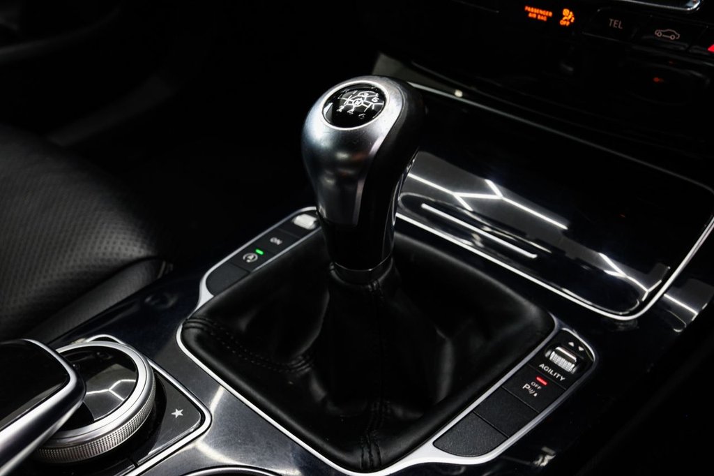 Used Mercedes-Benz C Class 2015 for sale - 76267280: Photo 48