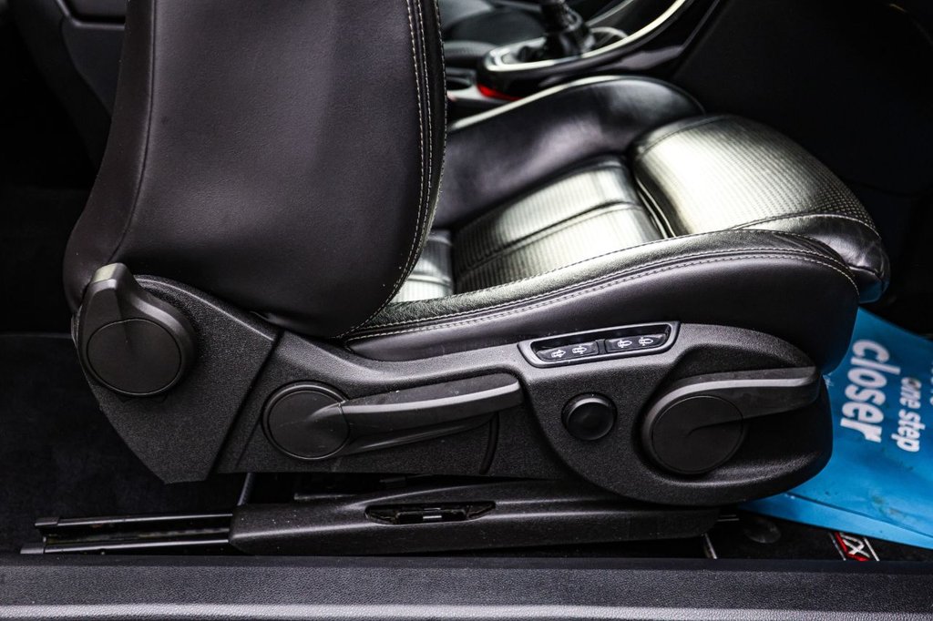 Used Vauxhall Astra GTC 2012 for sale - 77049055: Photo 29