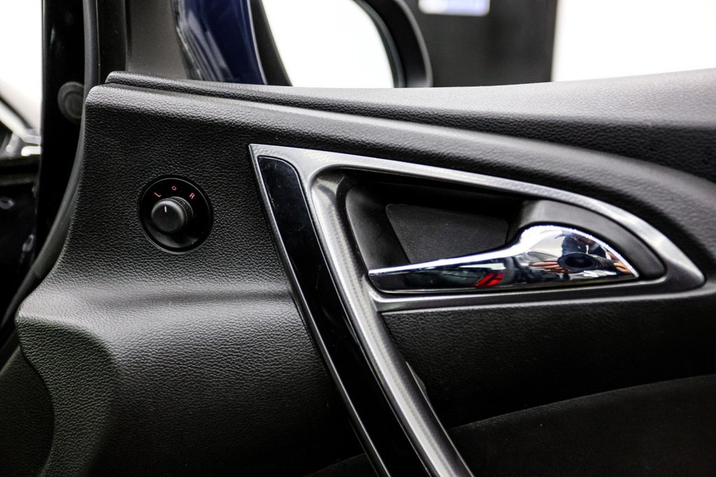 Used Vauxhall Astra GTC 2012 for sale - 77049055: Photo 32