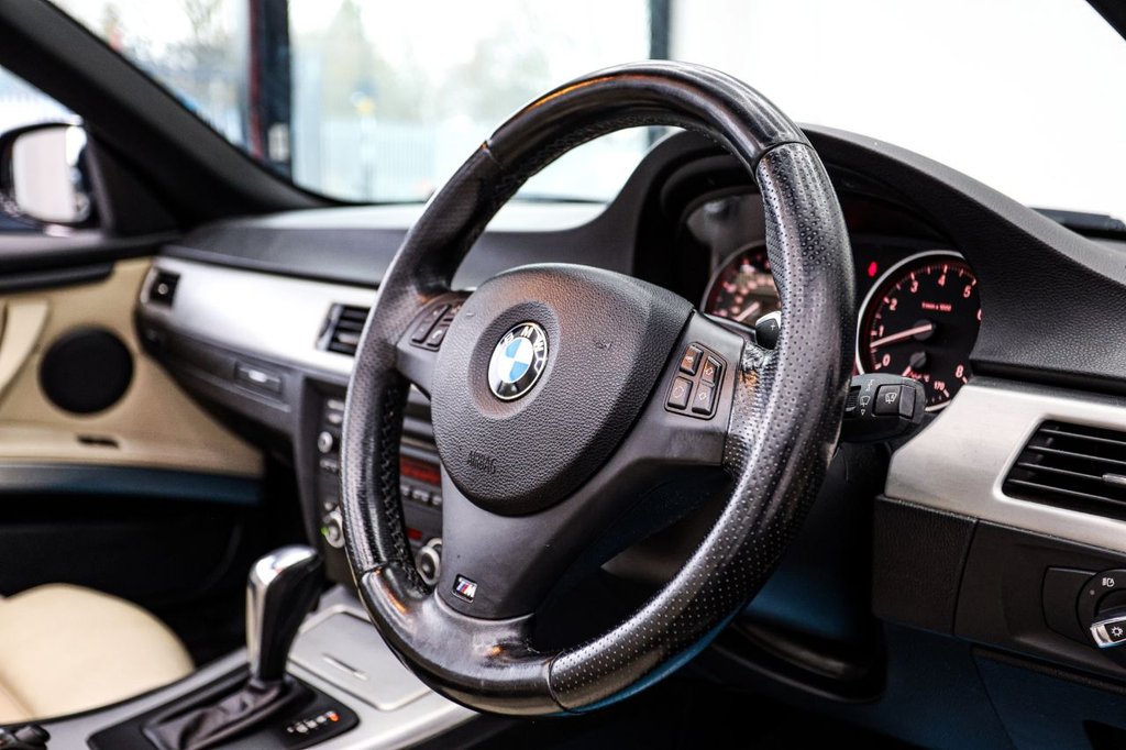 Used BMW 3 Series 2011 for sale - 77407688: Photo 32