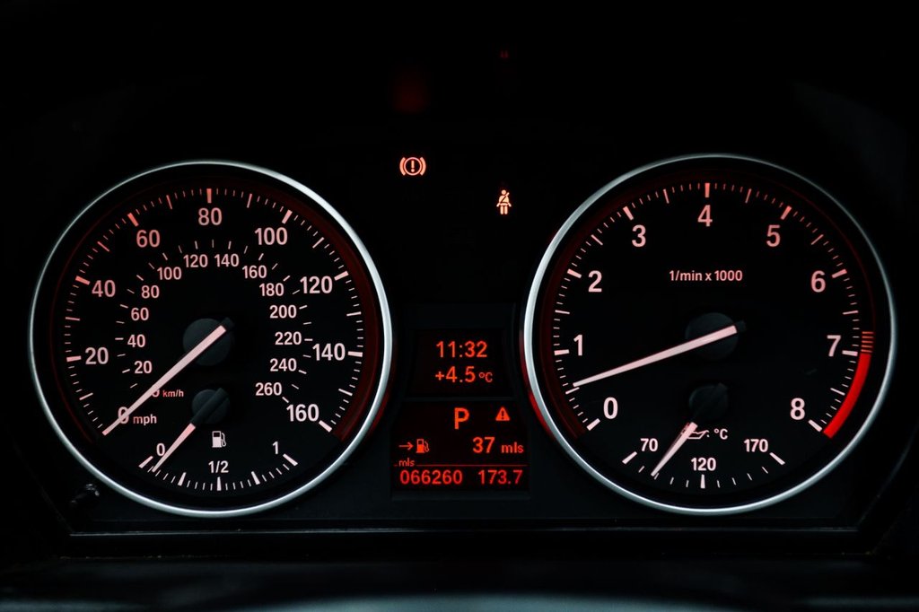 Used BMW 3 Series 2011 for sale - 77407688: Photo 40