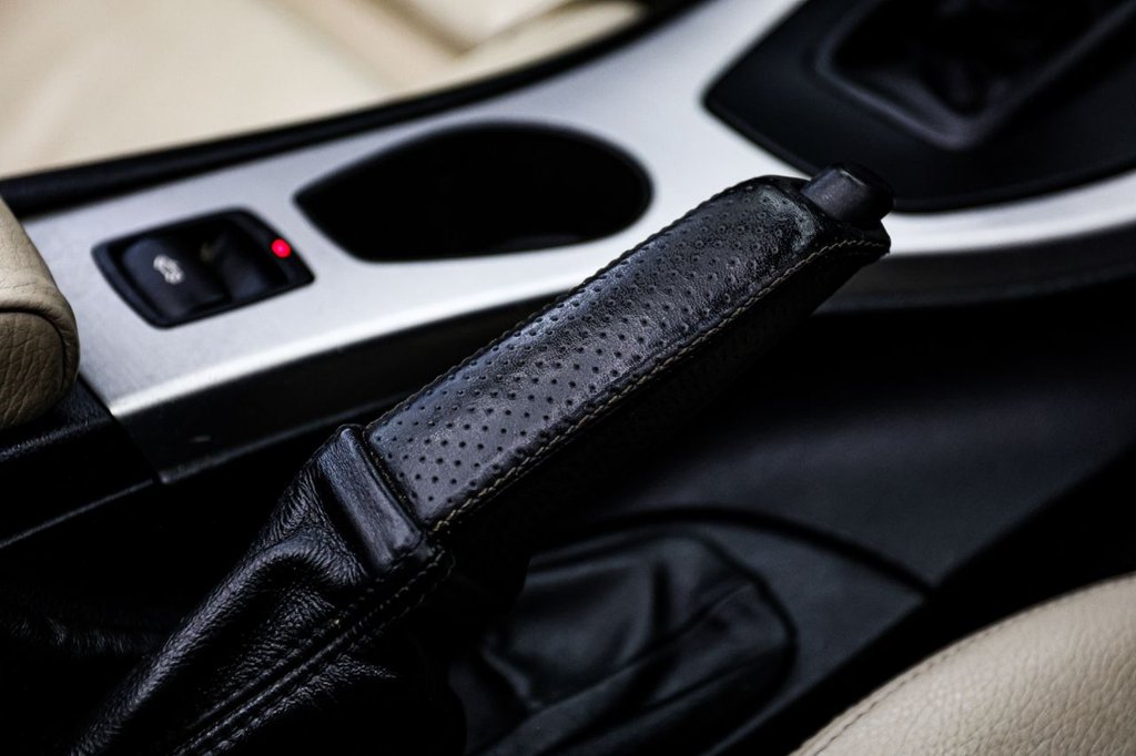 Used BMW 3 Series 2011 for sale - 77407688: Photo 46