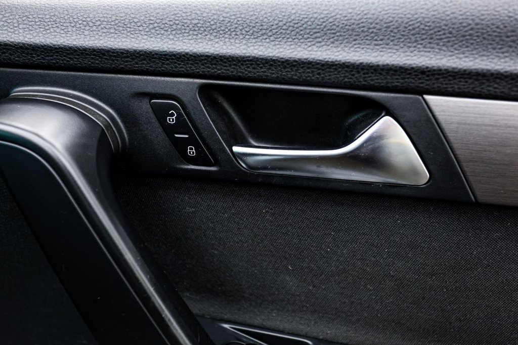 Used Volkswagen Passat 2013 for sale - 78030372: Photo 29