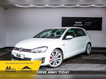 Used Volkswagen Golf 2016 for sale - 79327997: Photo