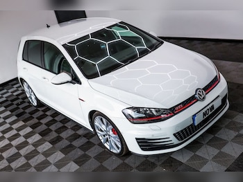 Used Volkswagen Golf 2016 for sale - 79327997: Photo