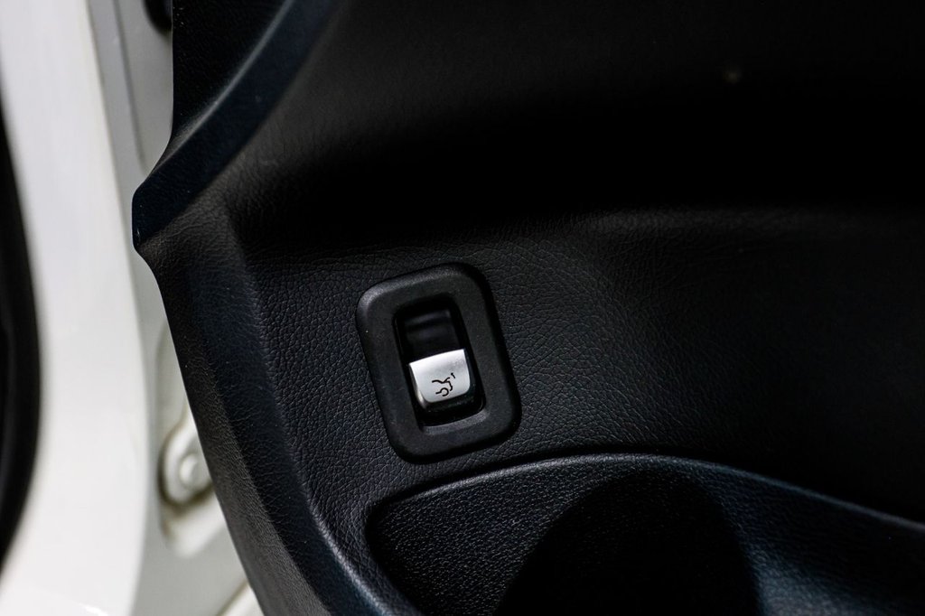 Used Mercedes-Benz C Class 2017 for sale - 77642723: Photo 30