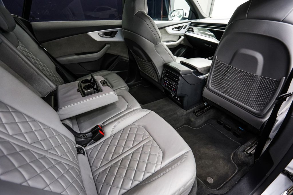 Used Audi Q8 2018 for sale - 77672736: Photo 31