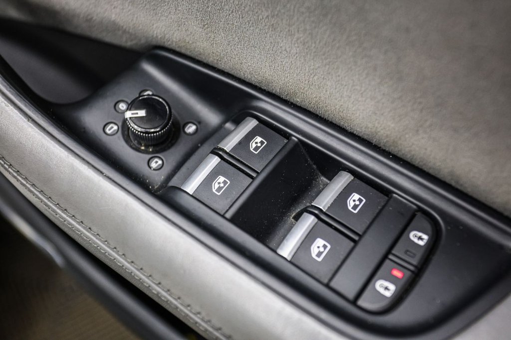 Used Audi Q8 2018 for sale - 77672736: Photo 35