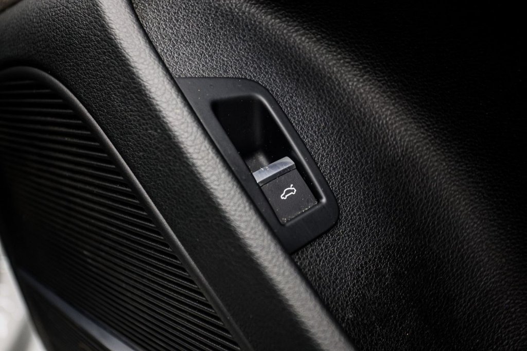 Used Audi Q8 2018 for sale - 77672736: Photo 37