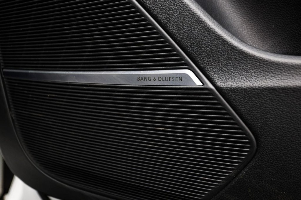 Used Audi Q8 2018 for sale - 77672736: Photo 38