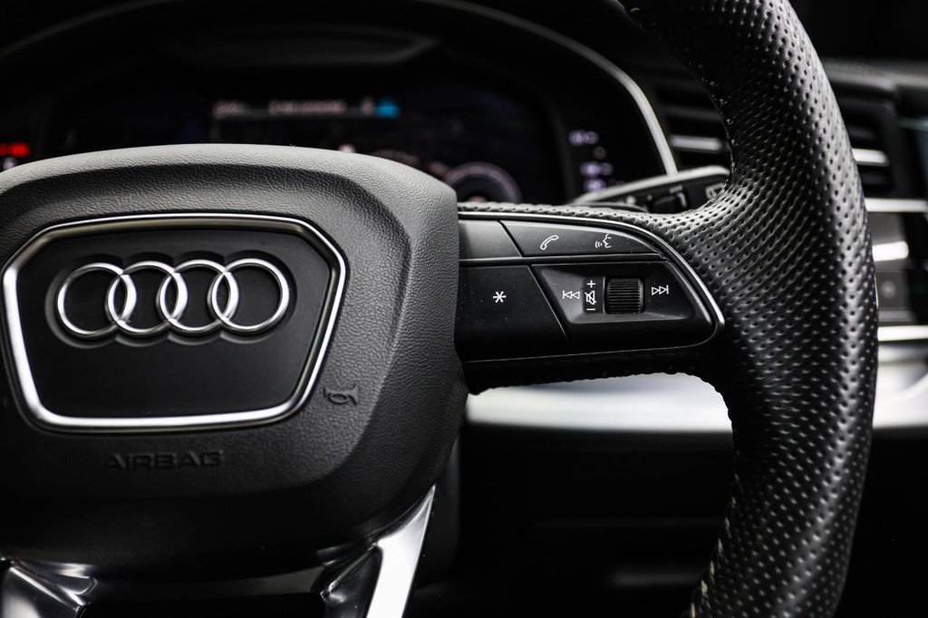 Used Audi Q8 2018 for sale - 77672736: Photo 45